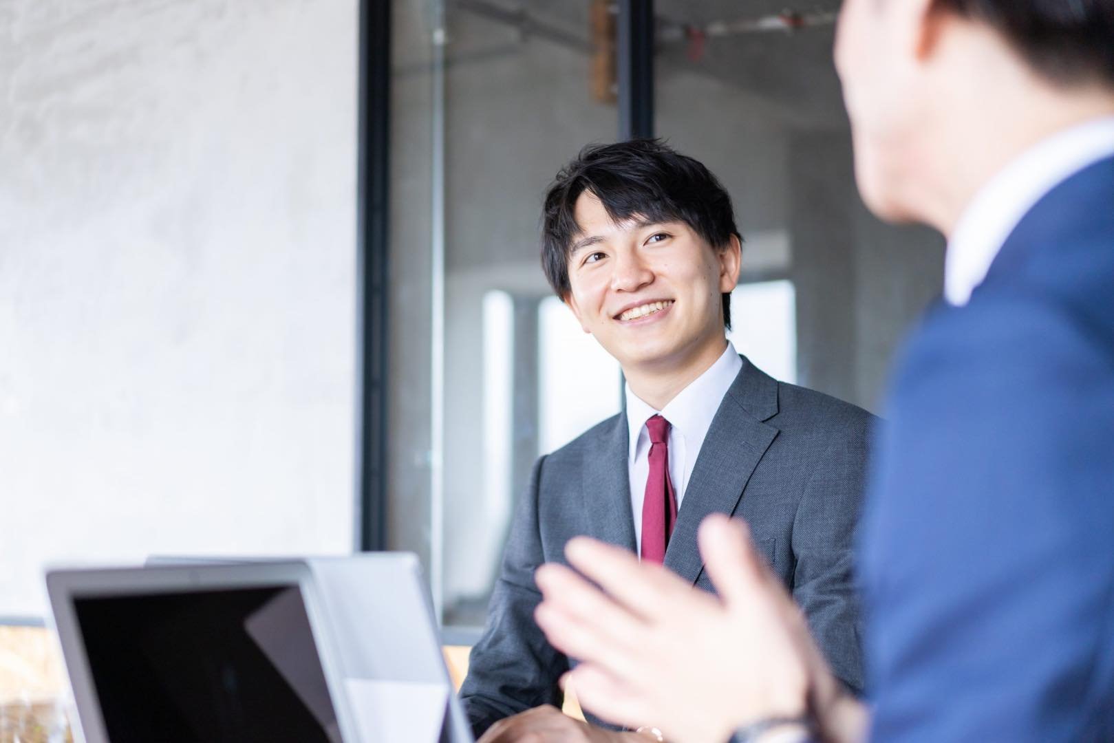 ゼネラリストとは？役割やスペシャリストと違いを徹底解説します