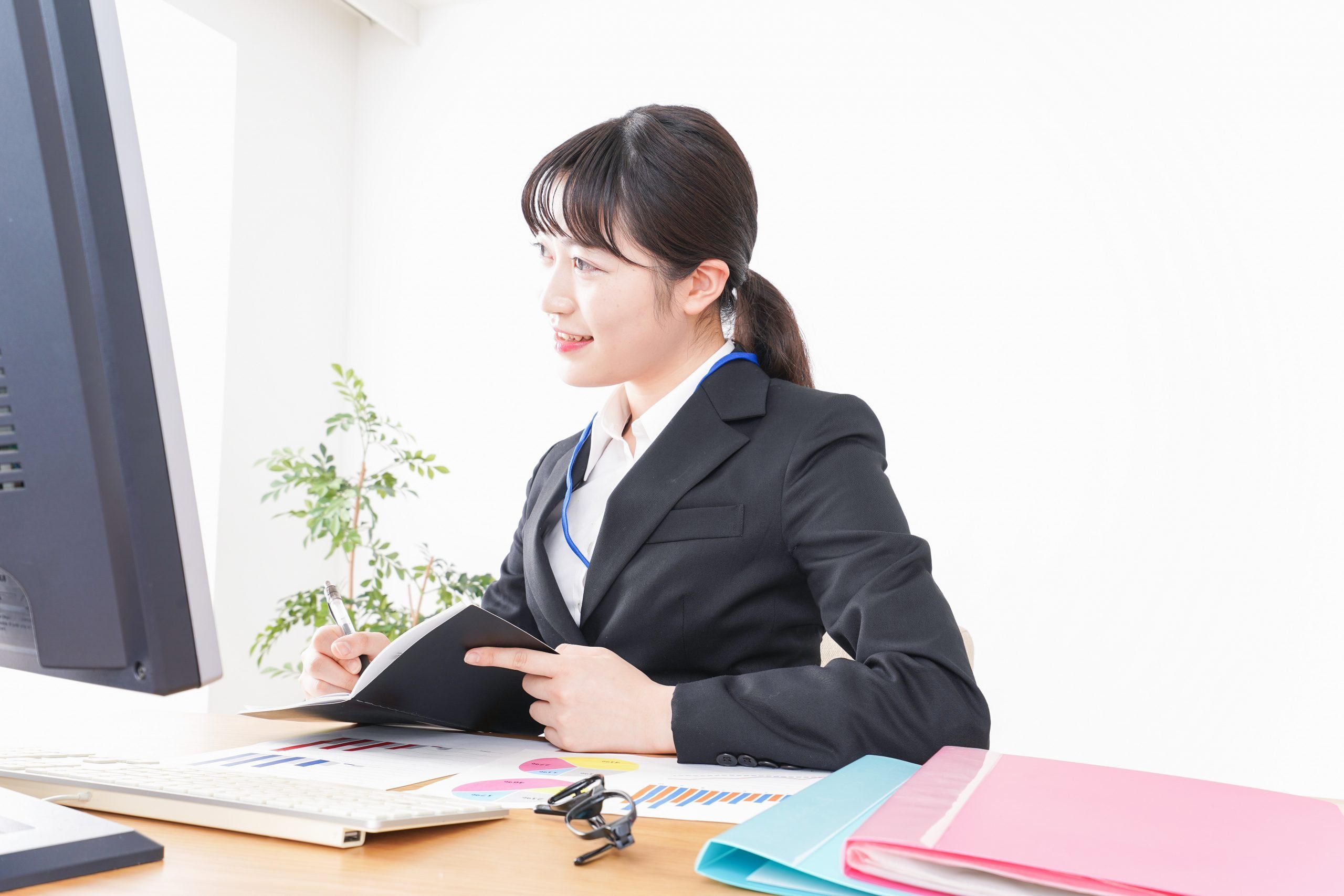 裁量労働制はデメリットしかない！？残業代や適用職種についても解説！